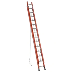 WERNER 28 FT. FIBERGLASS EXTENSION LADDER WITH 300 LBS. LOAD CAPACITY IA DUTY RATING